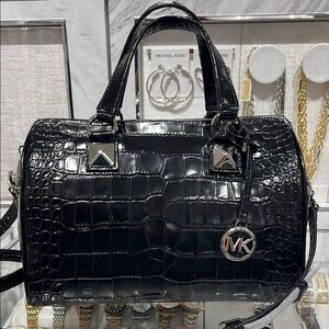 Michael Kors Grayson Medium Crocodile Embossed Leather Satchel
Black 
NWT